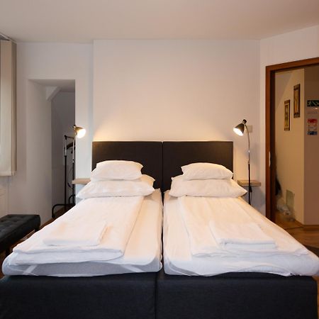 דברצן Poroszlay Apartman מראה חיצוני תמונה